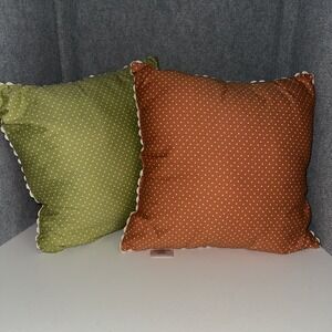 2 Springmaid Pillows Orange Green With White Polka Dots 17"